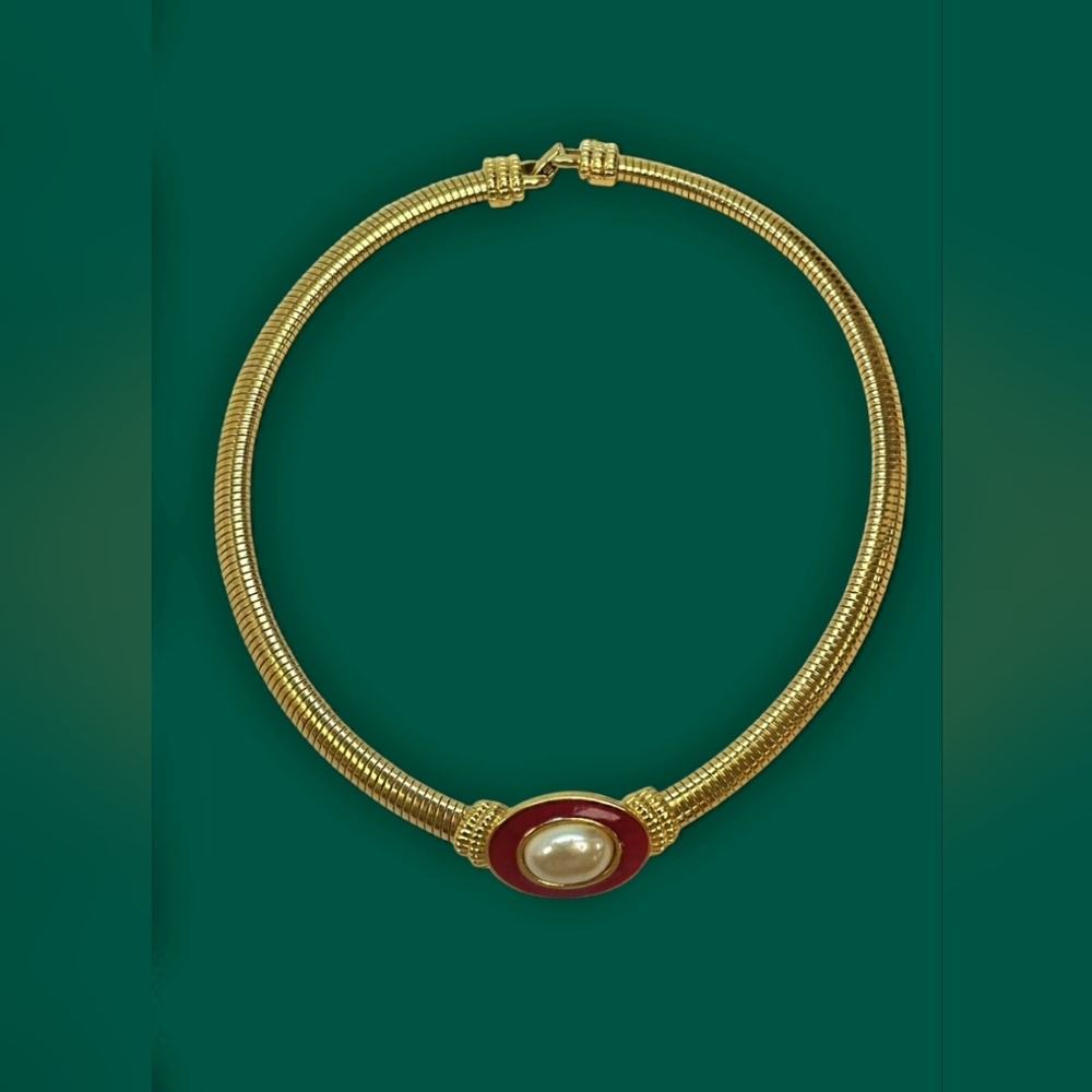 Monet Vintage Gold Plated Red Enamel Collar Necklace With Fuax Pear - Picture 9 of 15